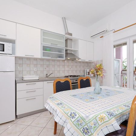 Villa Rajna Starigrad Paklenica Oda fotoğraf